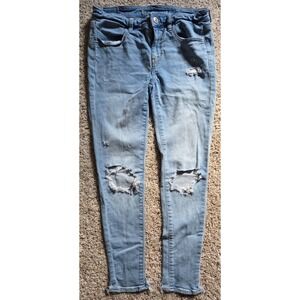 American Eagle Women's Size 6 Reg Light Wash Distressed Ripped Stretch Jeggins